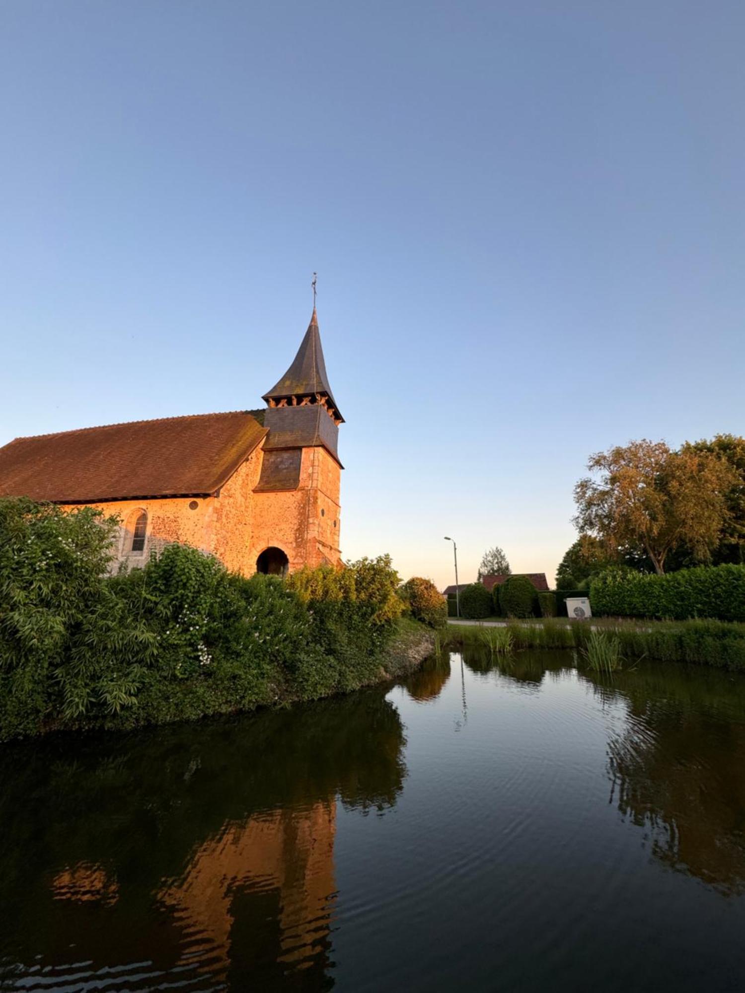 La Rainette Villa Corny Bagian luar foto